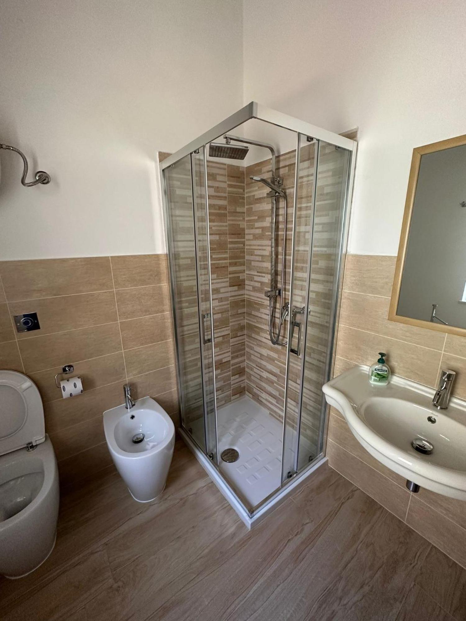 B&B Vittorio Emanuele Ciro Marina Exterior photo
